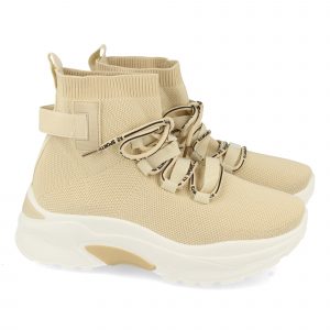 Zapatilla Abotinada con Cordones