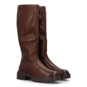 Botas altas estilo moderno para mujer