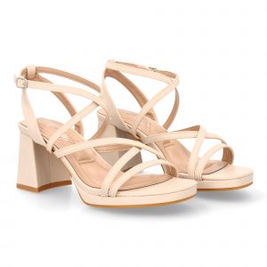 Sandalia de tacón para mujer elegante